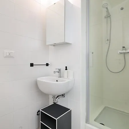 Joivy Charming Flat In Milan's Academic Hub *